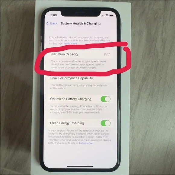 Apple iPhone Xs 256 gb Gold - Picture 6 of 10